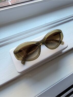 CHIMI Olive Green Cat Eye Sunglasses